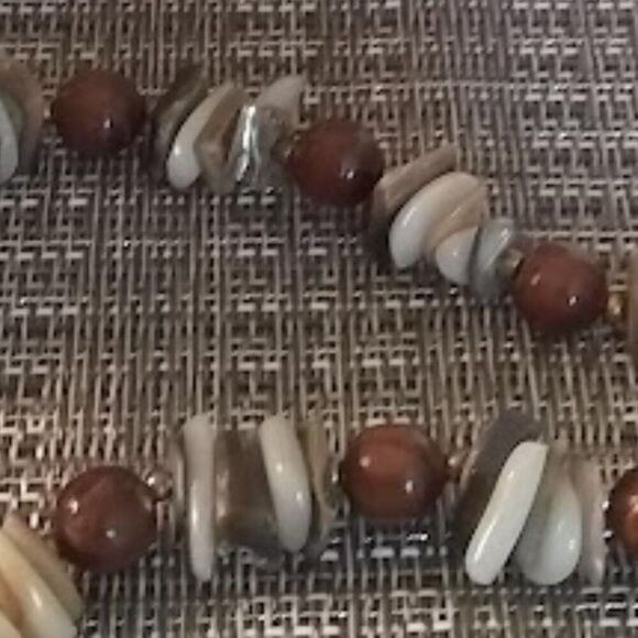 Vintage Mixed Natural Stone Chip & Wood Bead Necklace - Picture 5 of 5